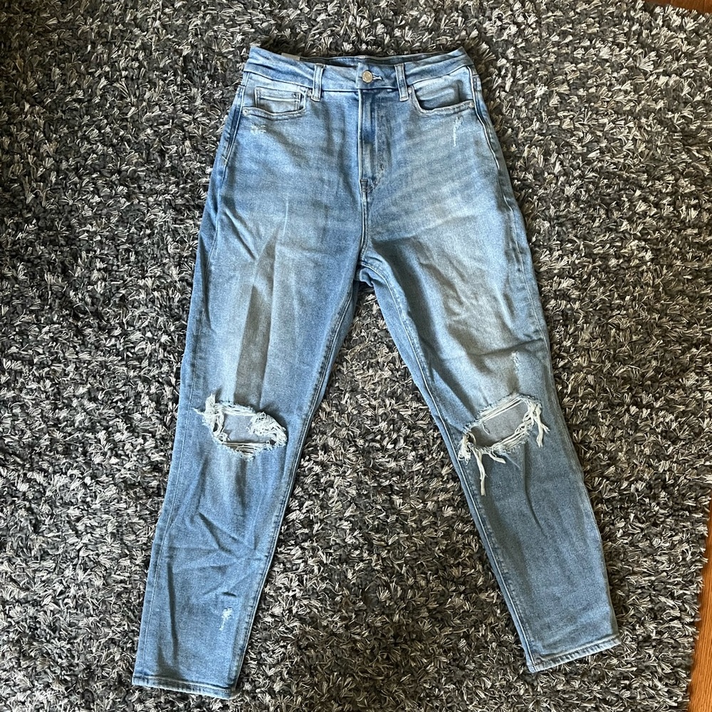 American Eagle mom jeans
